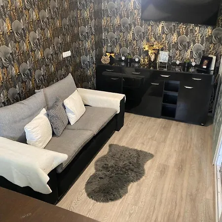 Golden House Διαμέρισμα Κλουζ-Ναπόκα