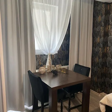 Golden House Διαμέρισμα Κλουζ-Ναπόκα