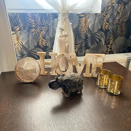 Golden House * קלוז'-נאפוקה