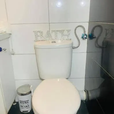 Διαμέρισμα Golden House *