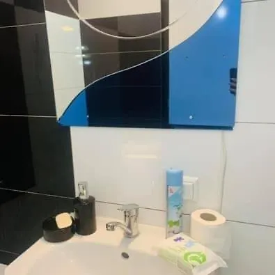 Golden House Κλουζ-Ναπόκα